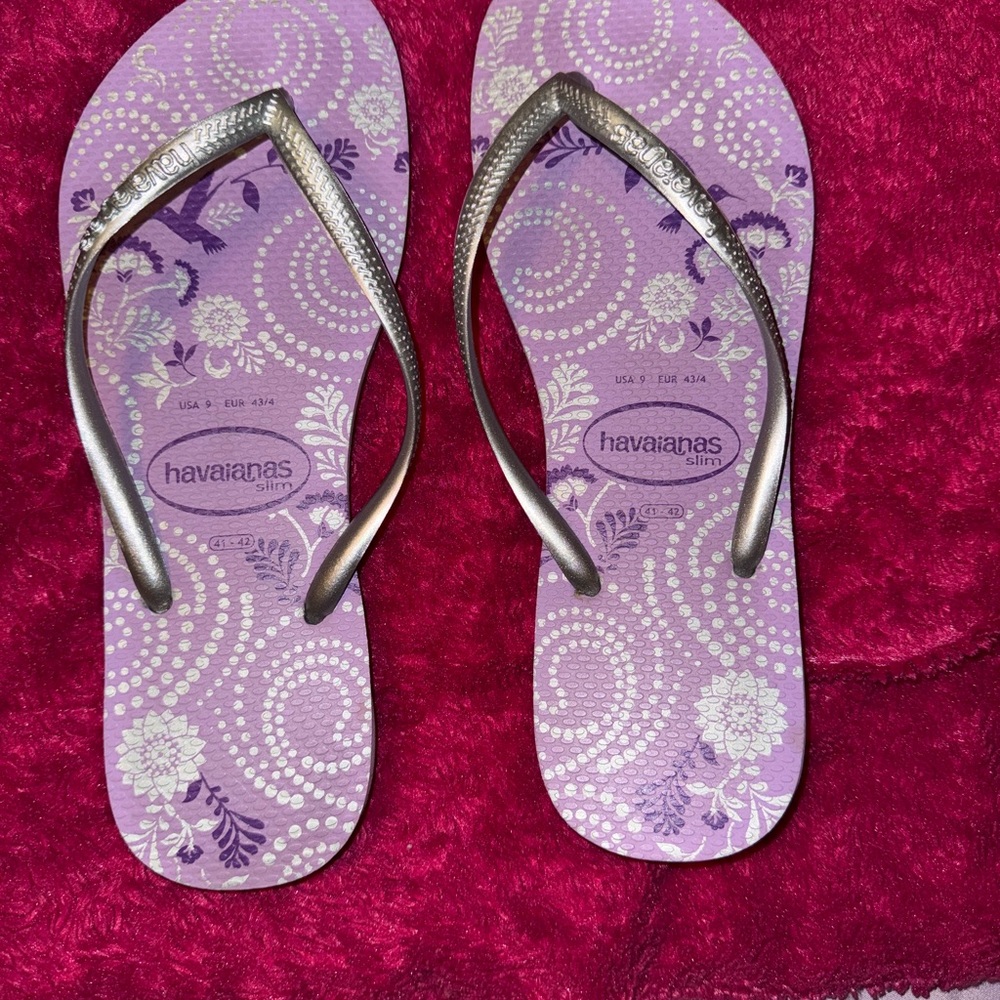 Havaianas Lavender Floral Flip Flops